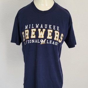 JERZEES Milwaukee Brewers Short Sleeve T Shirt Size M Dated 2004